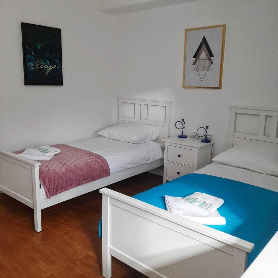グリヴィツェ Stara Szwajcaria Bed & Breakfast エクステリア 写真